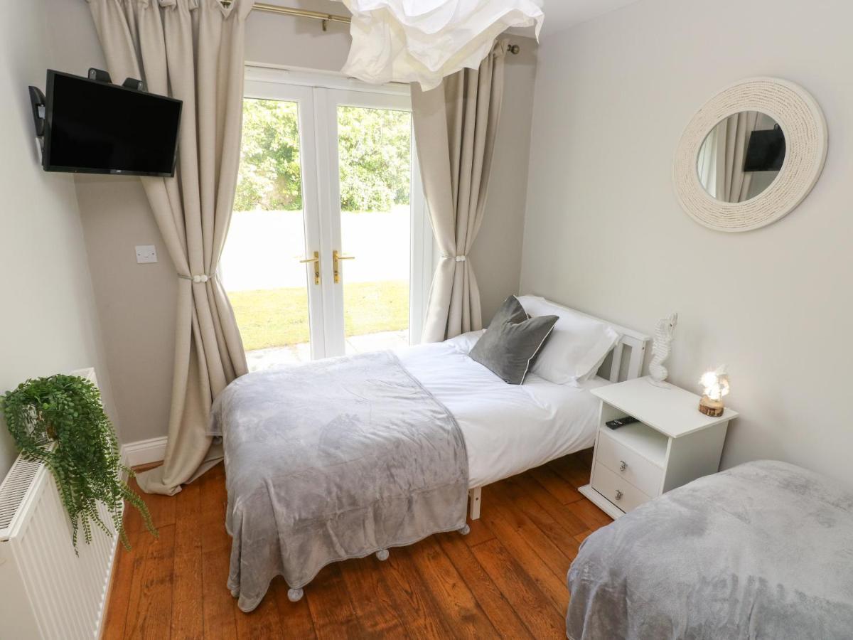 Apartament Seashells Tenby Zewnętrze zdjęcie